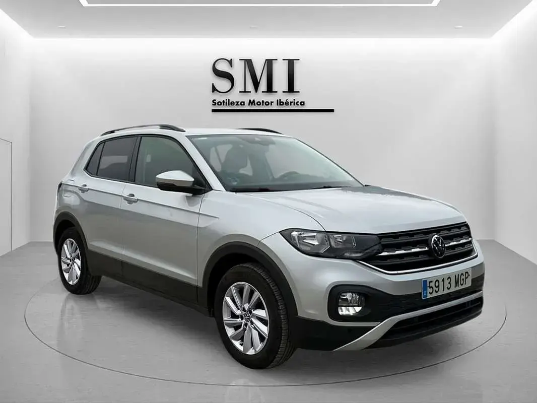 Usado VW T-Cross Advance 110 CV (80 kW) 2023 Gris SUV