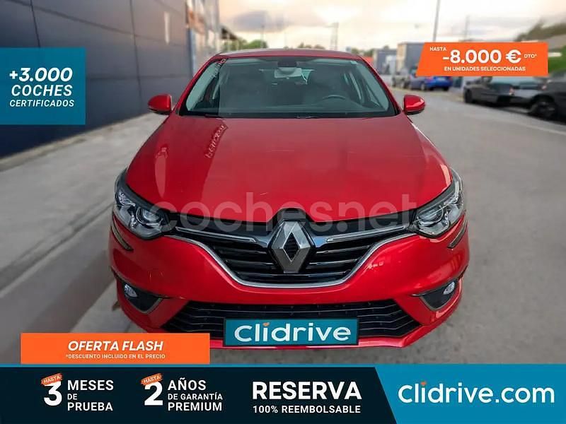 Rojo Usado 2017 Renault Mégane IV Berlina | 9790 € (Precio justo) - Imagen 1/3