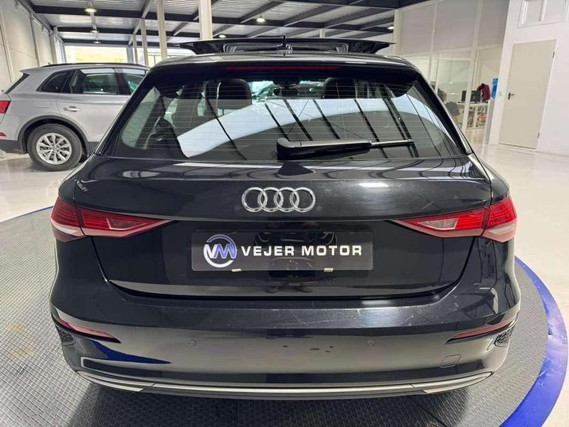Usado Audi A3 Sportback Advanced 110 CV (80 kW) 2020 Negro Utilitario