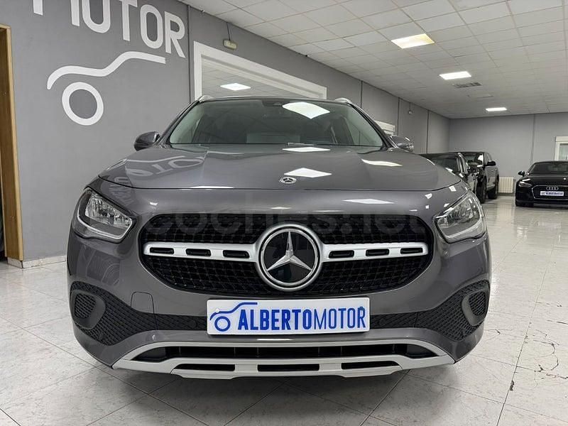 Usado Mercedes GLA200 150 CV (110 kW) 2021 Gris / plata SUV