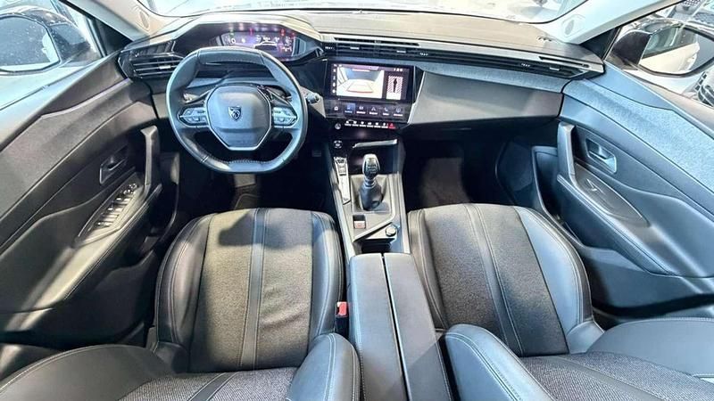 Usado Peugeot 308 SW Allure 131 CV (96 kW) 2022 Blanco Familiar