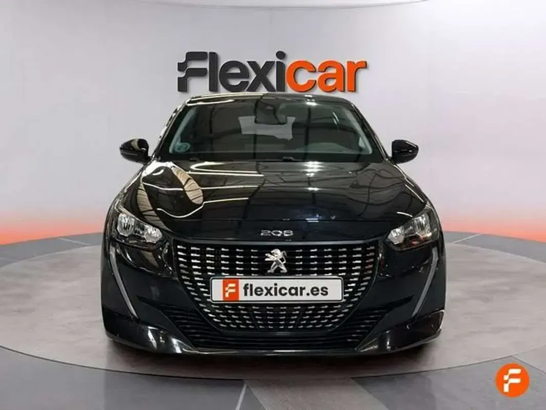 Usado Peugeot 208 Active 101 CV (74 kW) 2022 Negro Utilitario