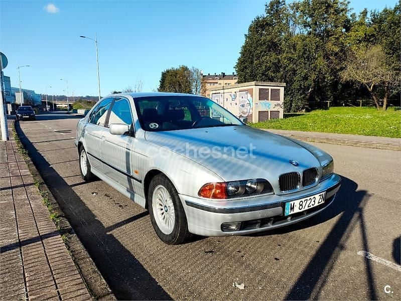 Usado BMW 528 193 CV (141 kW) 2000 Gris / plata Berlina