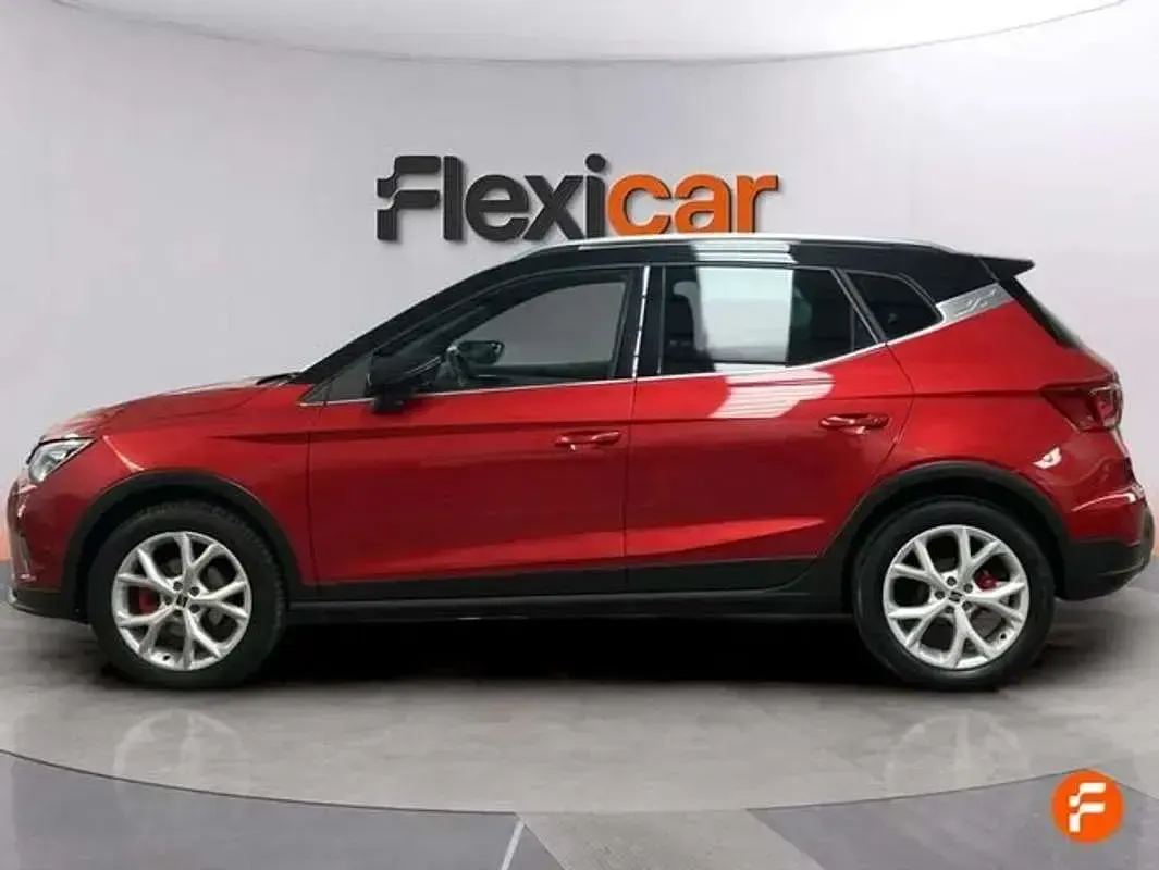 Usado Seat Arona FR 150 CV (110 kW) 2023 Rojo SUV