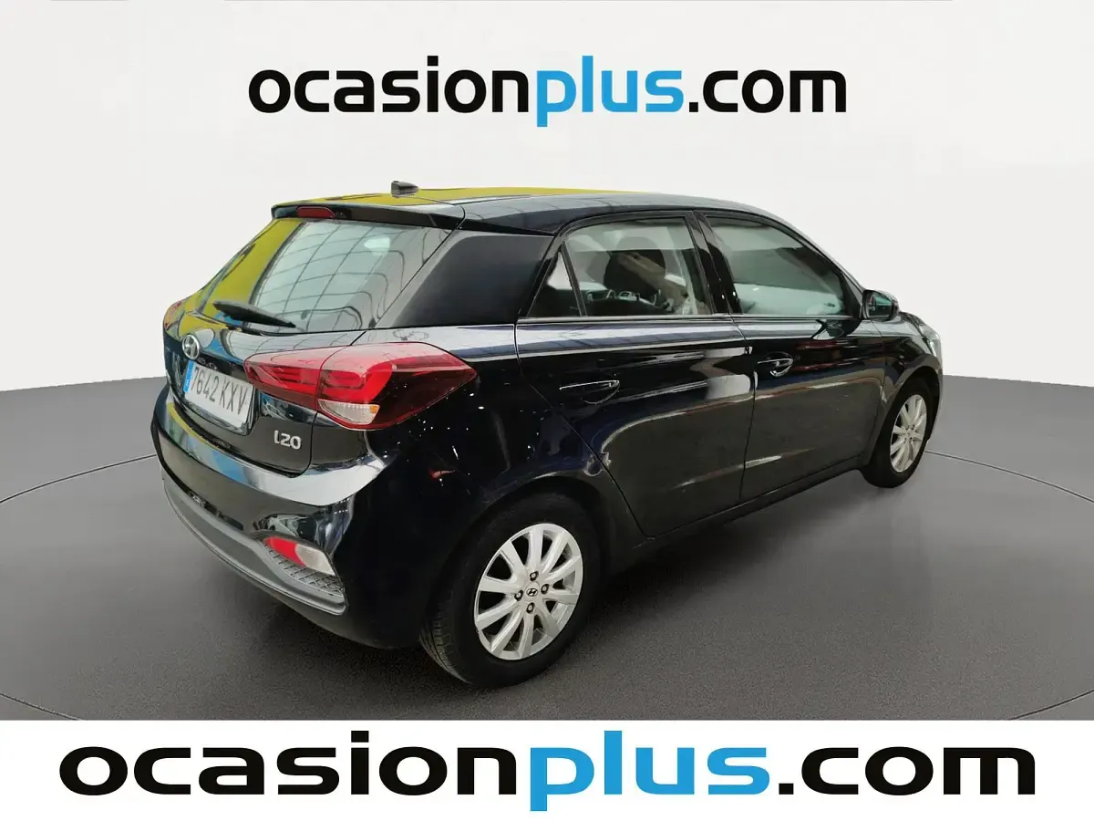 Usado Hyundai i20 75 CV (55 kW) 2019 Negro Utilitario