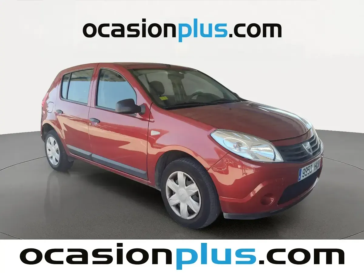 Usado Dacia Sandero 75 CV (55 kW) 2012 Rojo Utilitario
