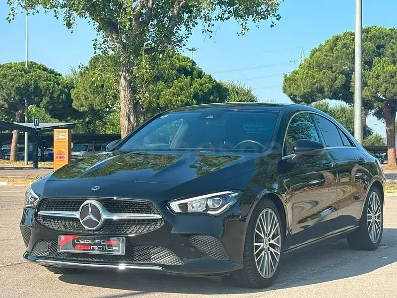 Usado Mercedes CLA180 136 CV (100 kW) 2021 Negro Coupe