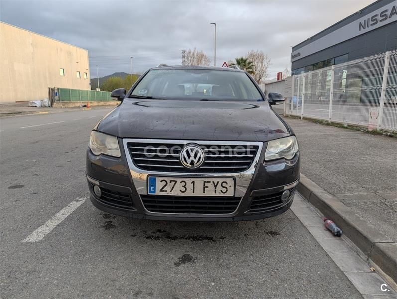 Marrón Usado 2007 VW Passat Highline Familiar | 5200 € (Buen precio) - Imagen 1/4