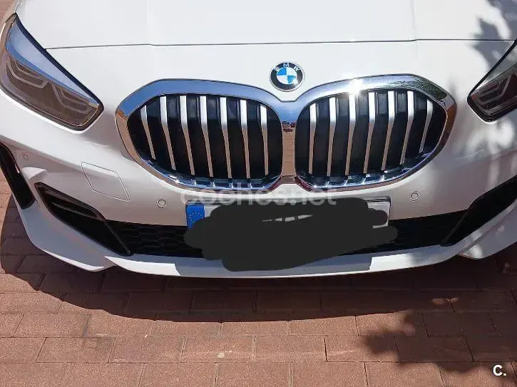 Usado BMW 118 150 CV (110 kW) 2022 Blanco Berlina