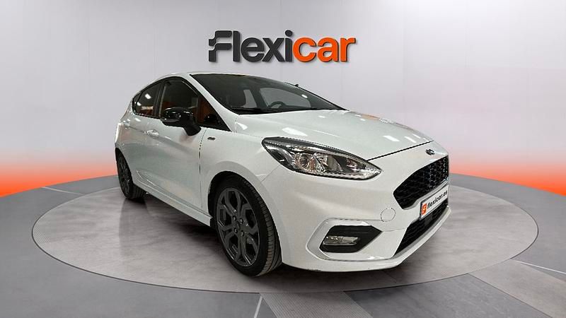 Usado Ford Fiesta Active 100 CV (73 kW) 2018 Blanco Utilitario