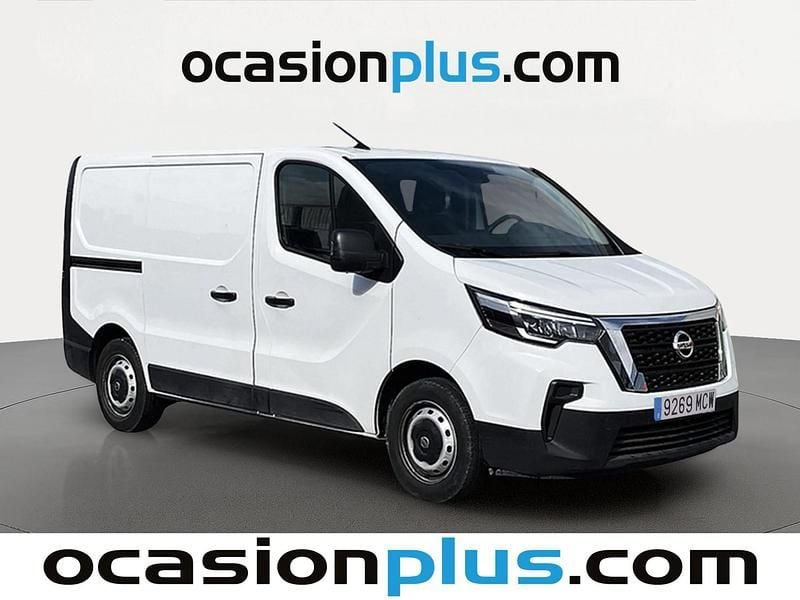 Usado Nissan Primastar Comfort 110 CV (80 kW) 2022 Blanco Monovolumen