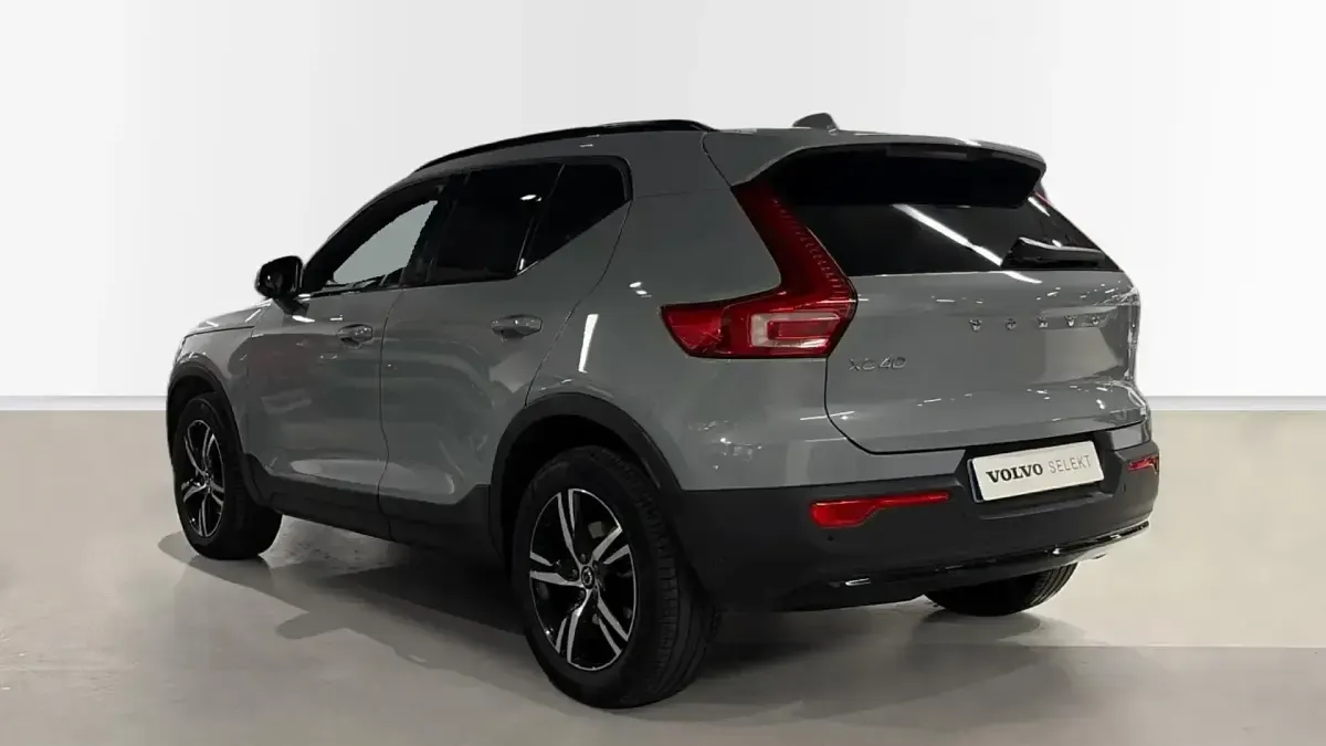 Usado Volvo XC40 Plus 163 CV (119 kW) 2024 Otro SUV