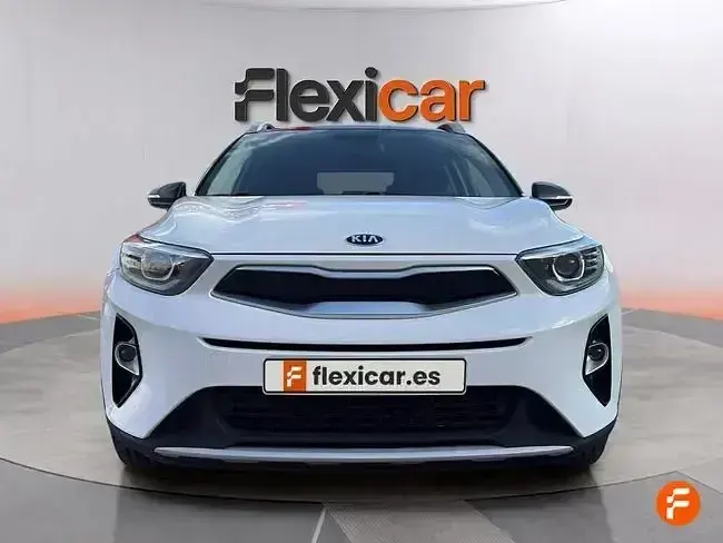 Usado Kia Stonic 100 CV (73 kW) 2020 Blanco SUV