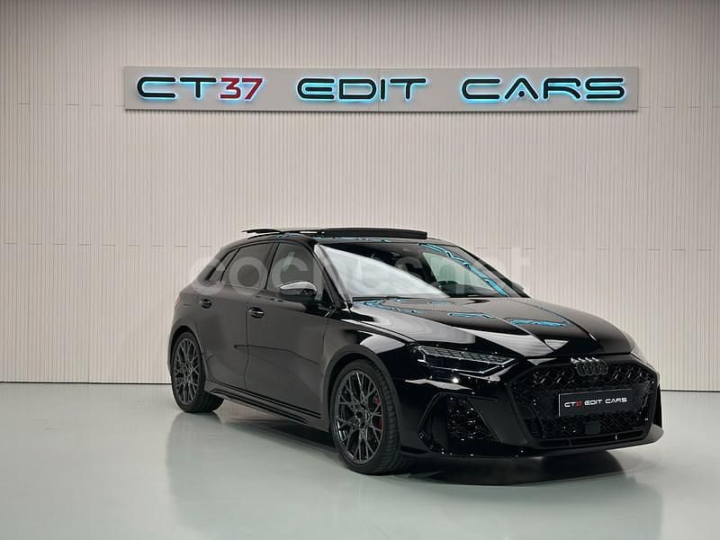 Usado Audi RS3 Ambiente 400 CV (294 kW) 2024 Negro Berlina