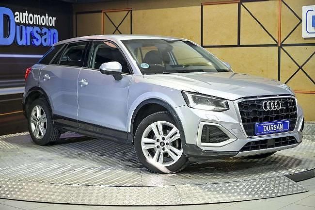 Usado Audi Q2 Advanced 116 CV (85 kW) 2021 Gris SUV
