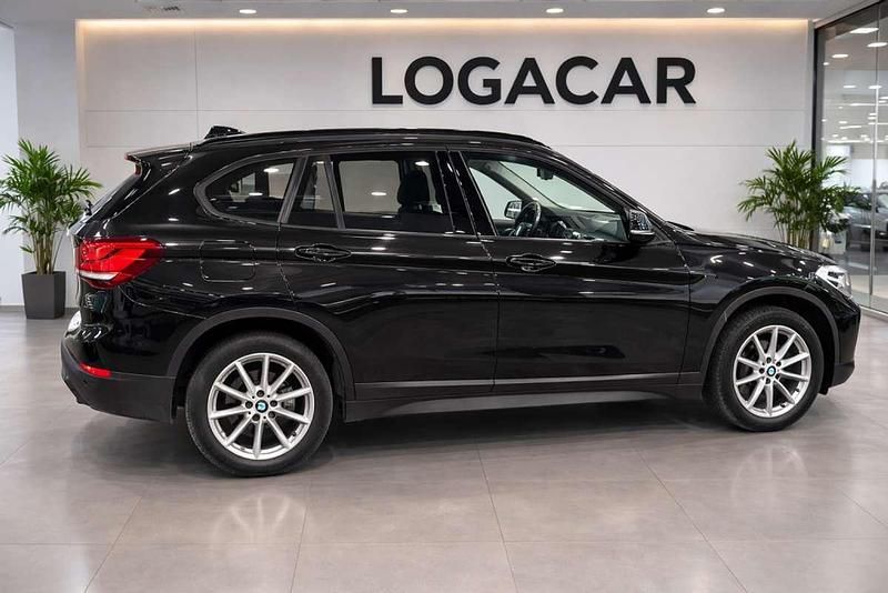 Usado BMW X1 116 CV (85 kW) 2021 Negro SUV