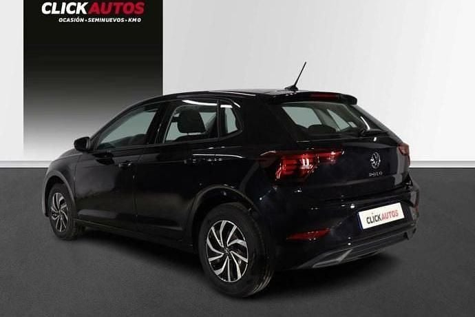 Usado VW Polo Life 95 CV (69 kW) 2023 Rojo Utilitario