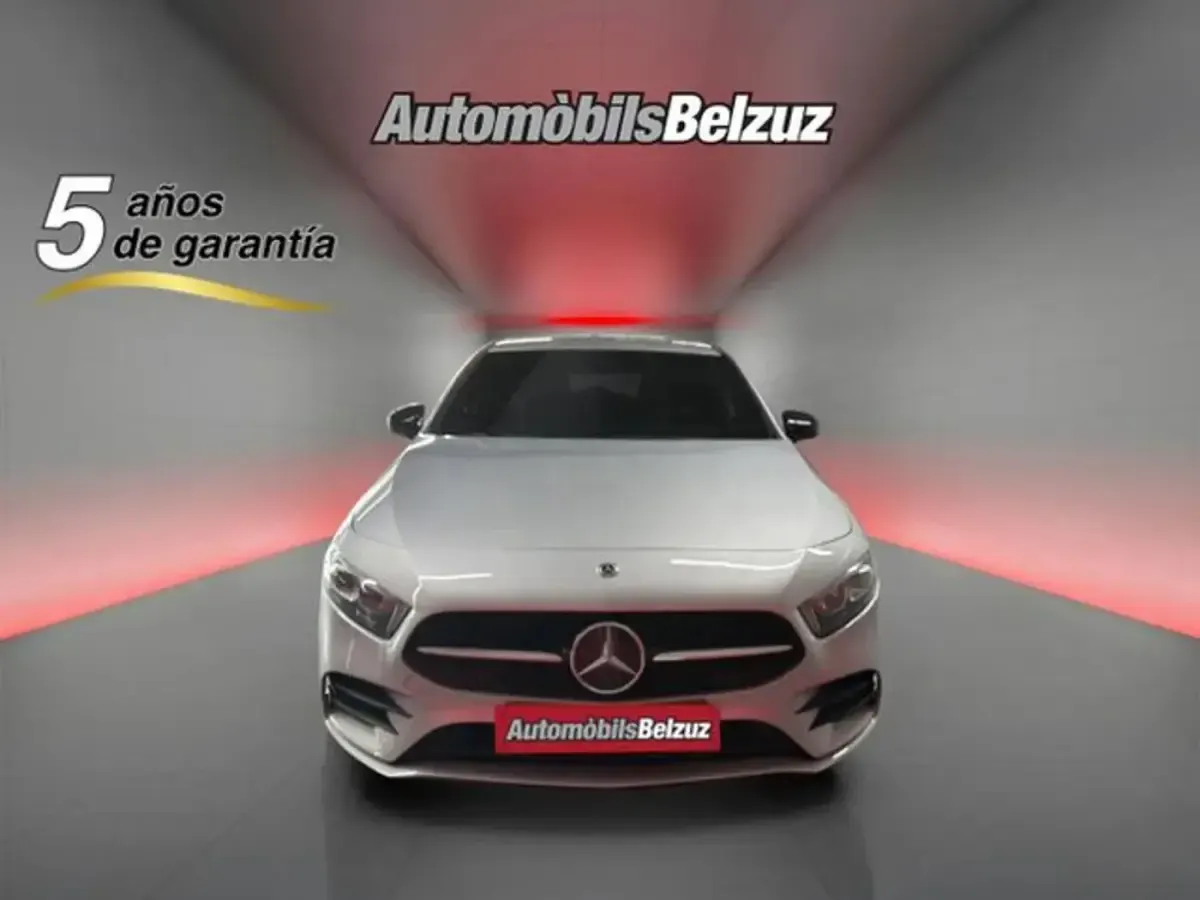 Usado Mercedes A180 136 CV (100 kW) 2021 Gris Berlina