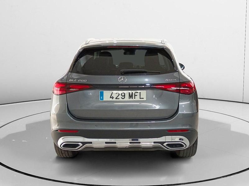 Usado Mercedes GLC200 230 CV (169 kW) 2023 Gris SUV