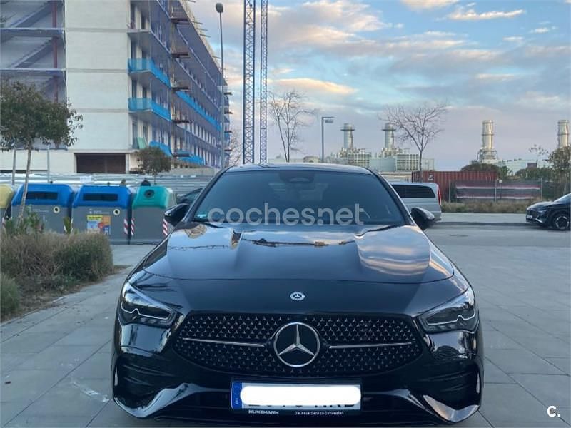 Usado Mercedes CLA220 190 CV (139 kW) 2023 Negro Berlina
