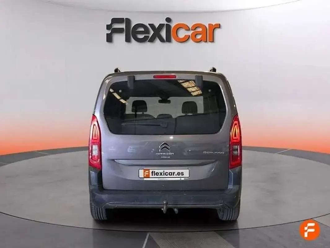 Usado Citroën Berlingo Shine 102 CV (75 kW) 2019 Gris Monovolumen