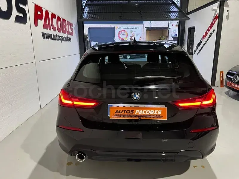 Usado BMW 116 116 CV (85 kW) 2022 Negro Utilitario