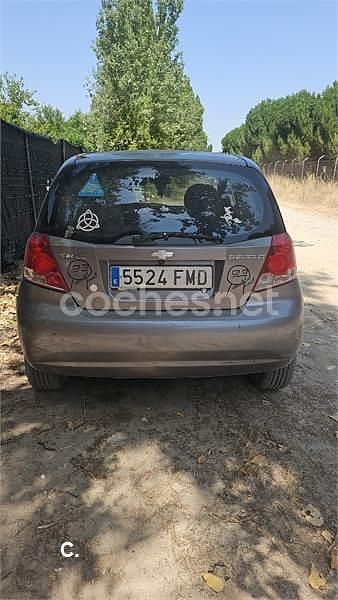 Usado Chevrolet Kalos SE 94 CV (69 kW) 2007 Gris / plata Berlina
