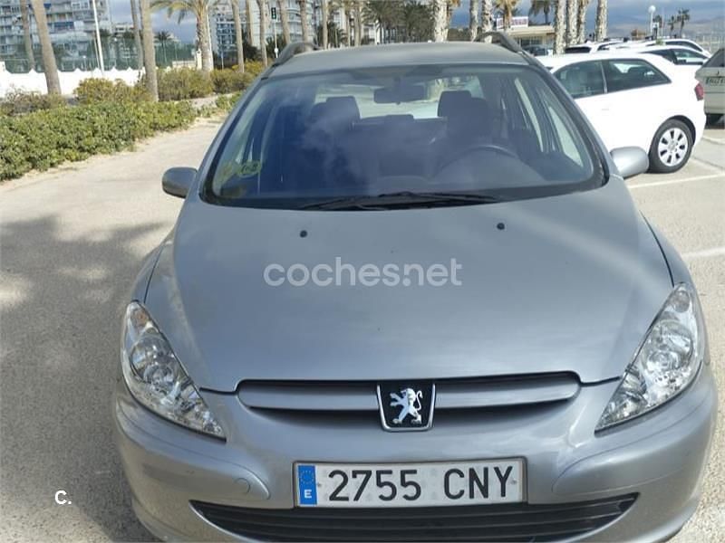 Gris / plata Usado 2003 Peugeot 307 Familiar | 3000 € (Buen precio) - Imagen 1/4