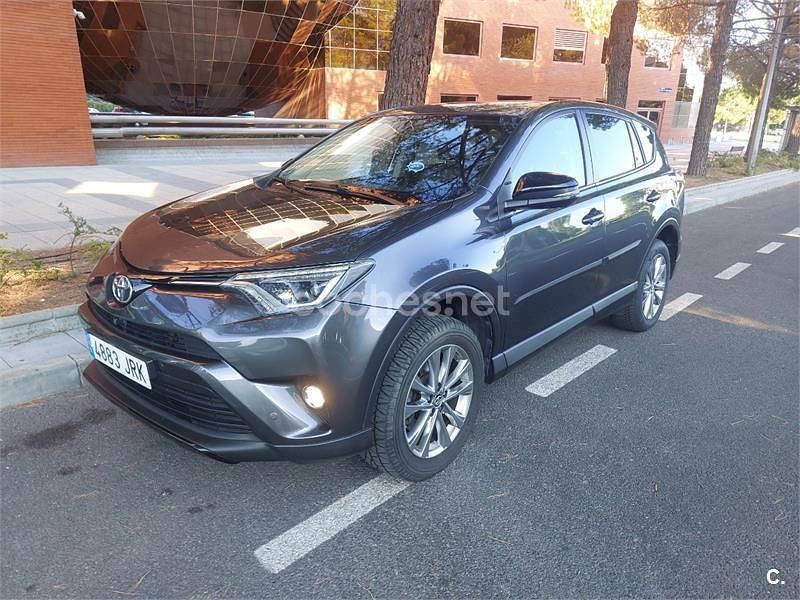 Gris / plata Usado 2016 Toyota RAV4 Executive SUV | 20.000 € (Buen precio) - Imagen 1/4