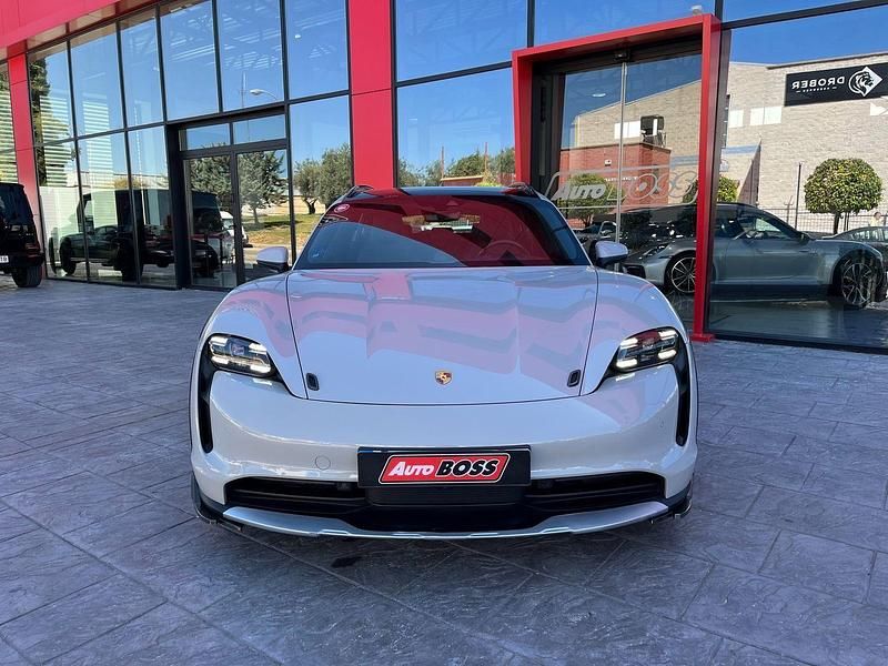 Usado Porsche Taycan 4 Cross Turismo Cross Turismo 419 kW (571 CV) 2022 Eléctrico Familiar
