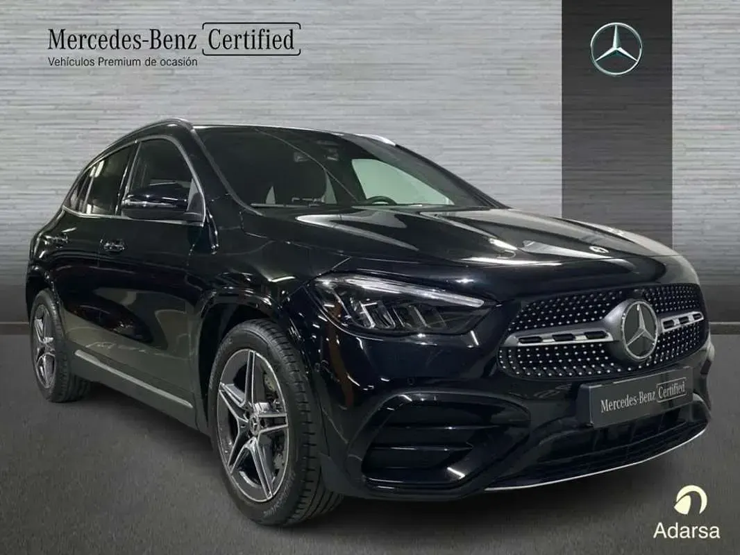 Usado Mercedes GLA200 150 CV (110 kW) 2025 SUV