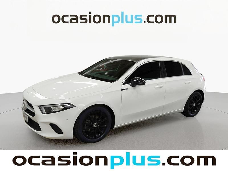 Usado Mercedes A180 116 CV (85 kW) 2019 Blanco Utilitario