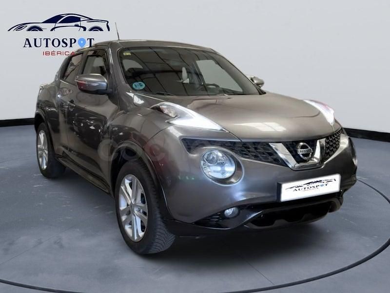 Usado Nissan Juke Acenta 110 CV (80 kW) 2015 Gris / plata SUV
