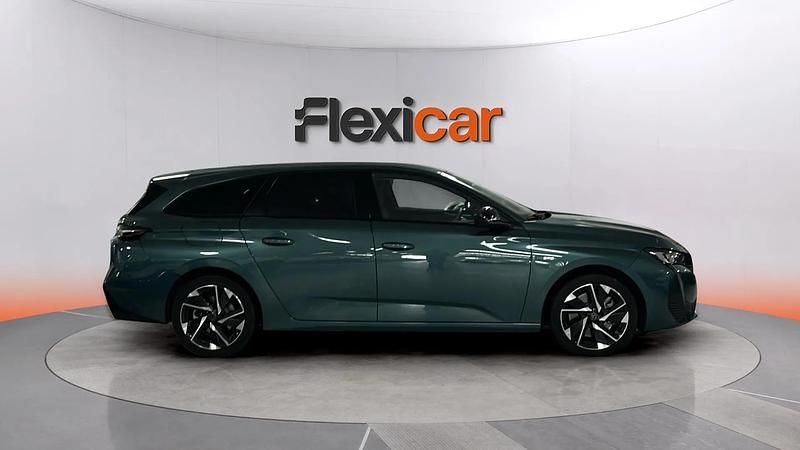 Usado Peugeot 308 SW Active 181 CV (133 kW) 2022 Verde Familiar