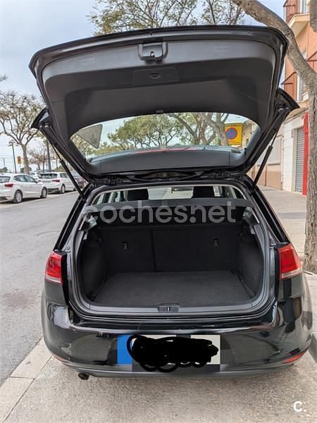 Usado VW Golf VII 110 CV (80 kW) 2014 Negro Berlina