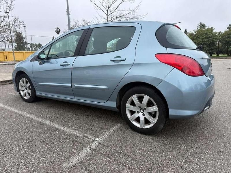 Usado Peugeot 308 Active 111 HP (81 kW) 2012 Azul Citadino