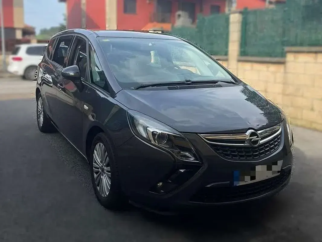 Usado Opel Zafira Selective 136 CV (100 kW) 2016 Gris Monovolumen