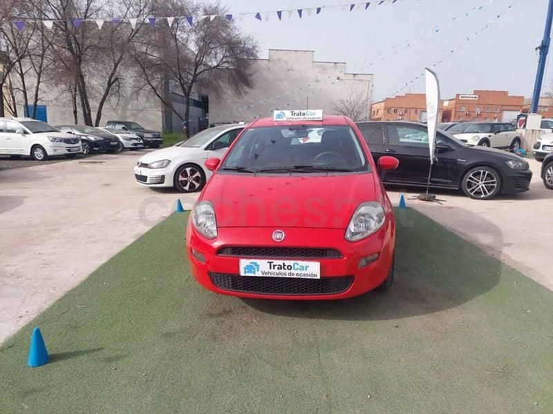 Käytetty Fiat Punto Pop 69 HP (50 kW) 2013 Punainen Viistoperä
