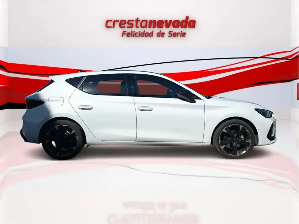 Usado Cupra Leon 150 CV (110 kW) 2025 Blanco