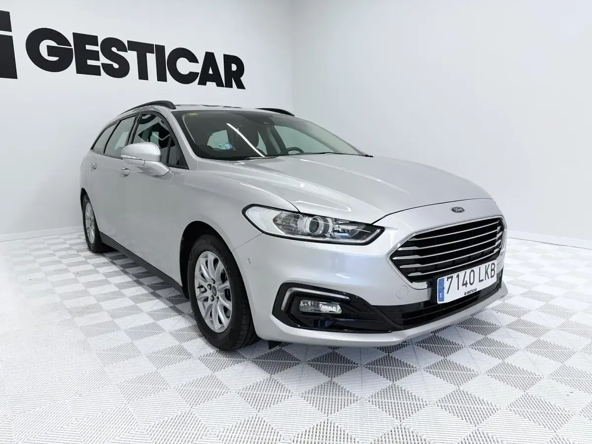 Usado Ford Mondeo Trend 188 CV (138 kW) 2020