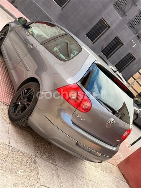 Usado VW Golf VI GT 140 CV (102 kW) 2008 Gris / plata Utilitario