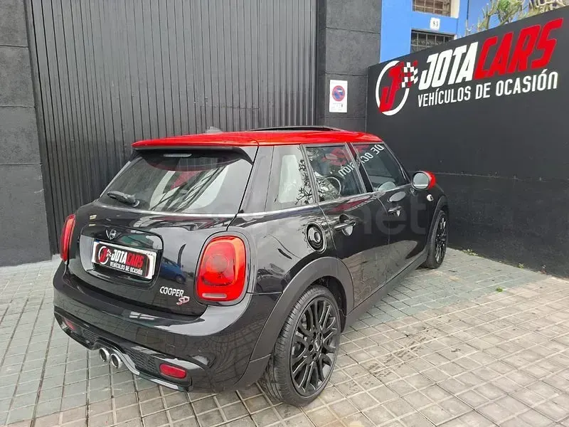 Usado Mini Cooper SD 170 CV (125 kW) 2016 Negro Utilitario