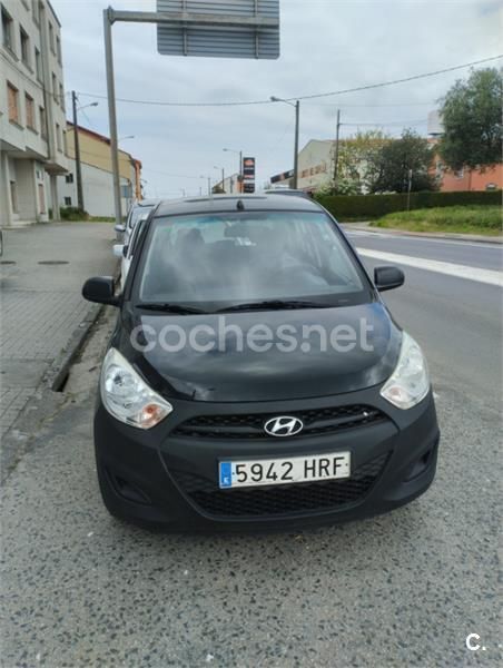 Negro Usado 2013 Hyundai i10 Comfort Utilitario | 4000 € (Super precio) - Imagen 1/4