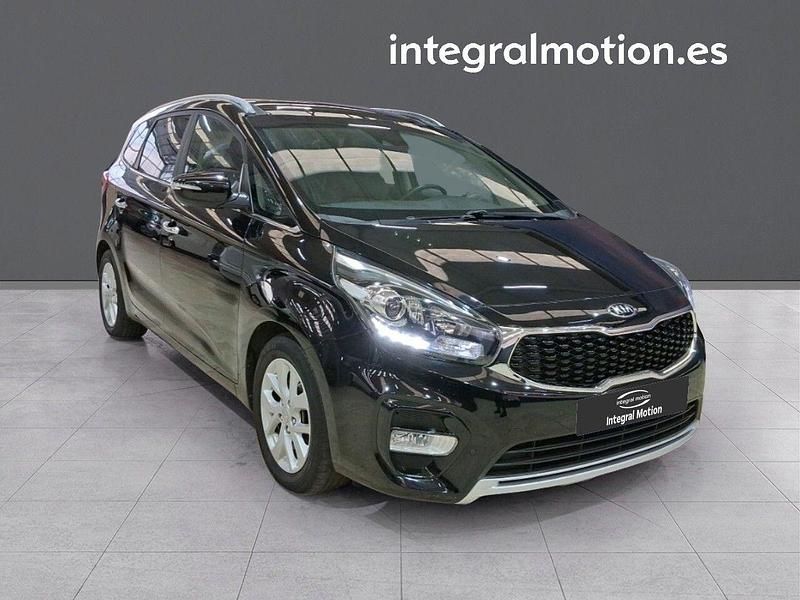 Usado Kia Carens 141 CV (103 kW) 2019 Negro Monovolumen