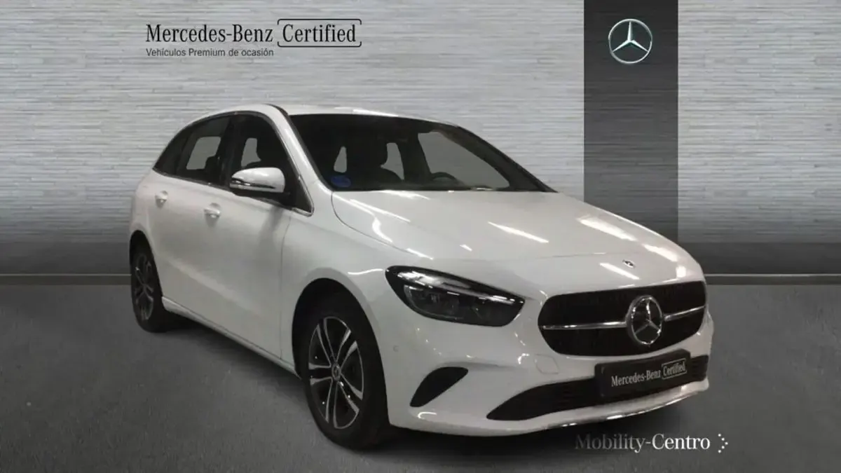 Usado Mercedes B250e 163 CV (119 kW) 2024 Blanco digital Utilitario