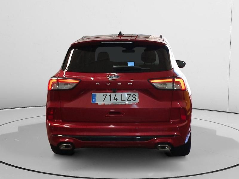 Usado Ford Kuga ST-Line 151 CV (111 kW) 2022 Rojo SUV