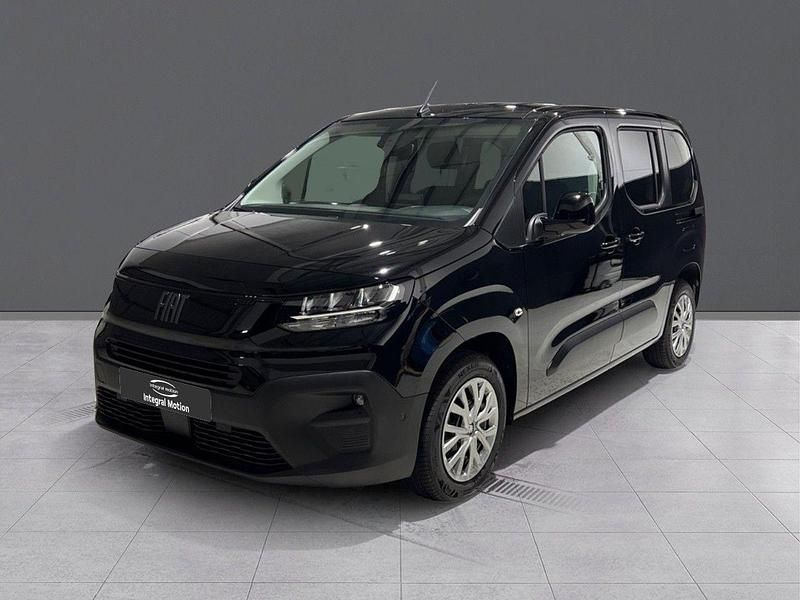 Negro Nuevo 2025 Fiat Doblò Monovolumen | 22.890 € - Imagen 1/4