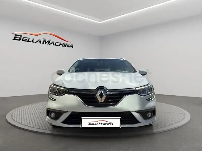 Usado Renault Mégane GrandTour Business 110 CV (80 kW) 2018 Blanco Familiar
