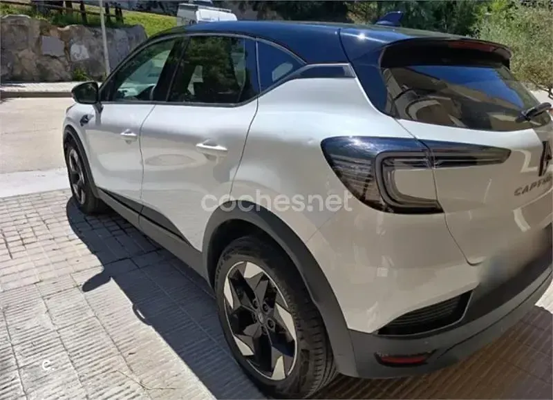 Usado Renault Captur Techno 90 CV (66 kW) 2024 Blanco SUV
