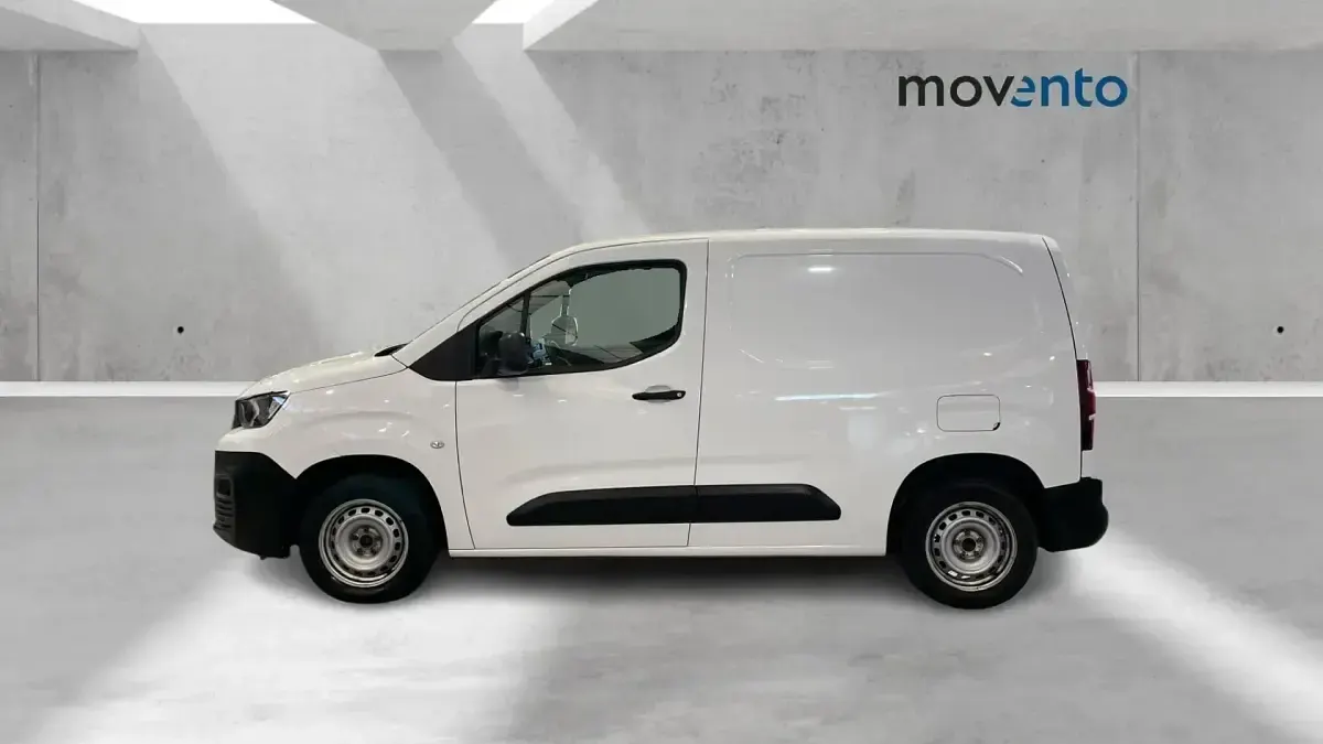 Usado Peugeot Partner Premium 98 CV (72 kW) 2021 Blanco Monovolumen